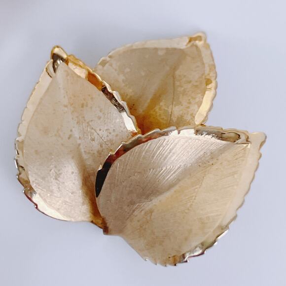 Signed Primex Mid Century Gold Tone Floral Brooch Earrings Set Leaf Flower - Picture 12 of 15